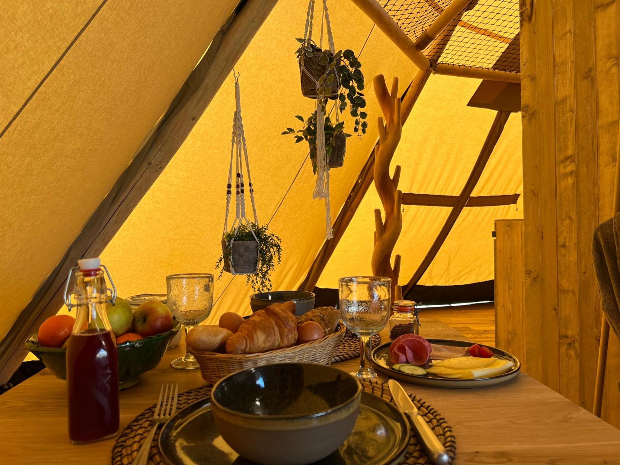 In De Hei Bed & Breakfast Mariahout Exterior foto