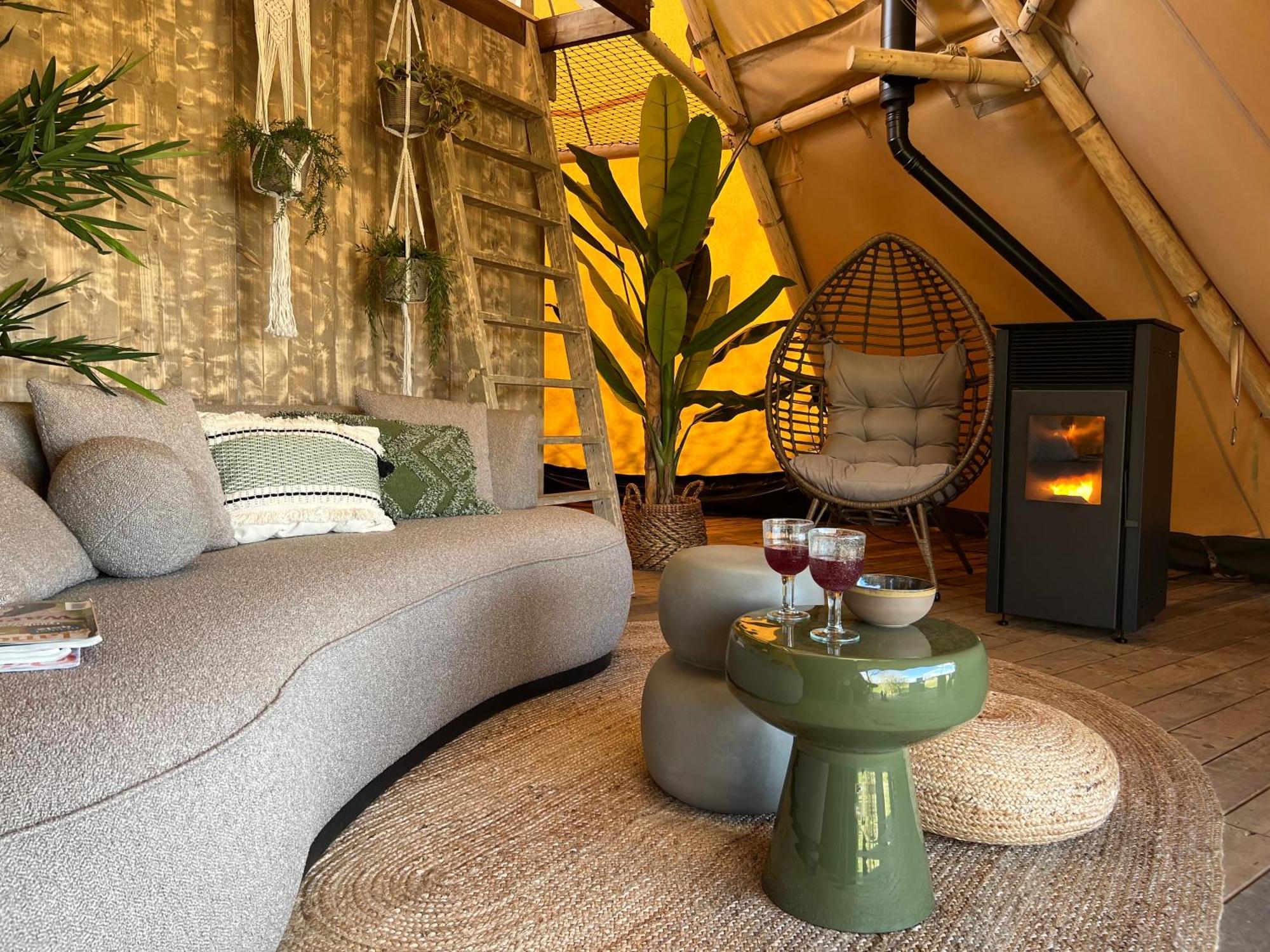 In De Hei Bed & Breakfast Mariahout Exterior foto